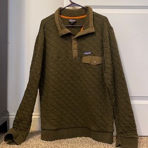 Hunter green quilted pullover